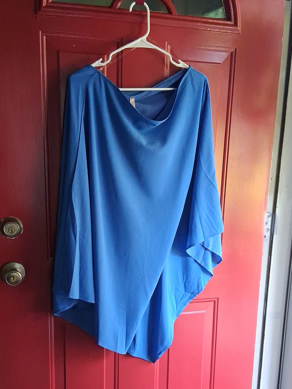 Asymmetrical Cowl-Neck Tunic in Blue